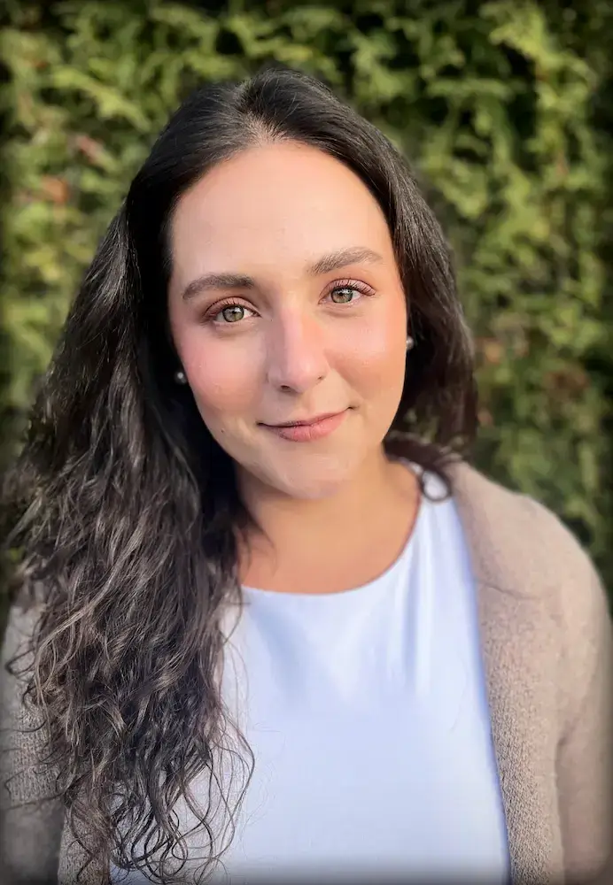 Jessica Callegari, registered psychotherapist offering online therapy across Ontario